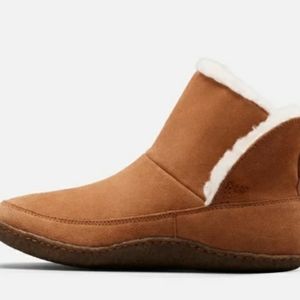 EUC Sorel Nakisa Suede Faux Fur Booties, 7B US/ 37 EU